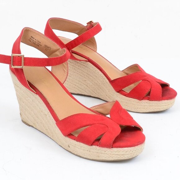 American Eagle Women's Size 11 Red Espadrille Rope Tiered Wedge Sandals Summer - Picture 1 of 8